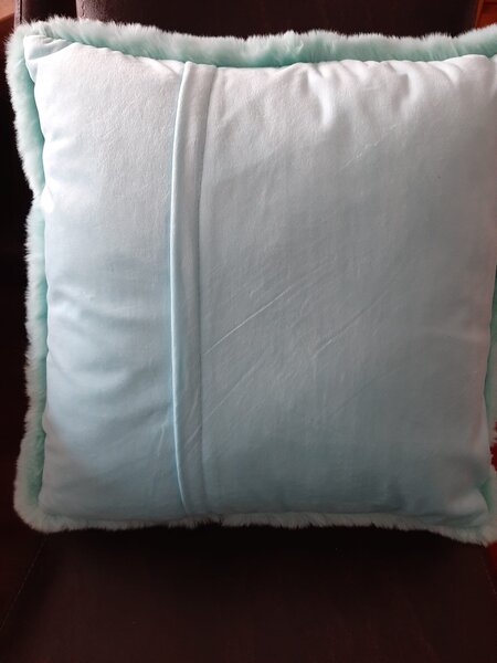 Perne decorative roz si verde noi